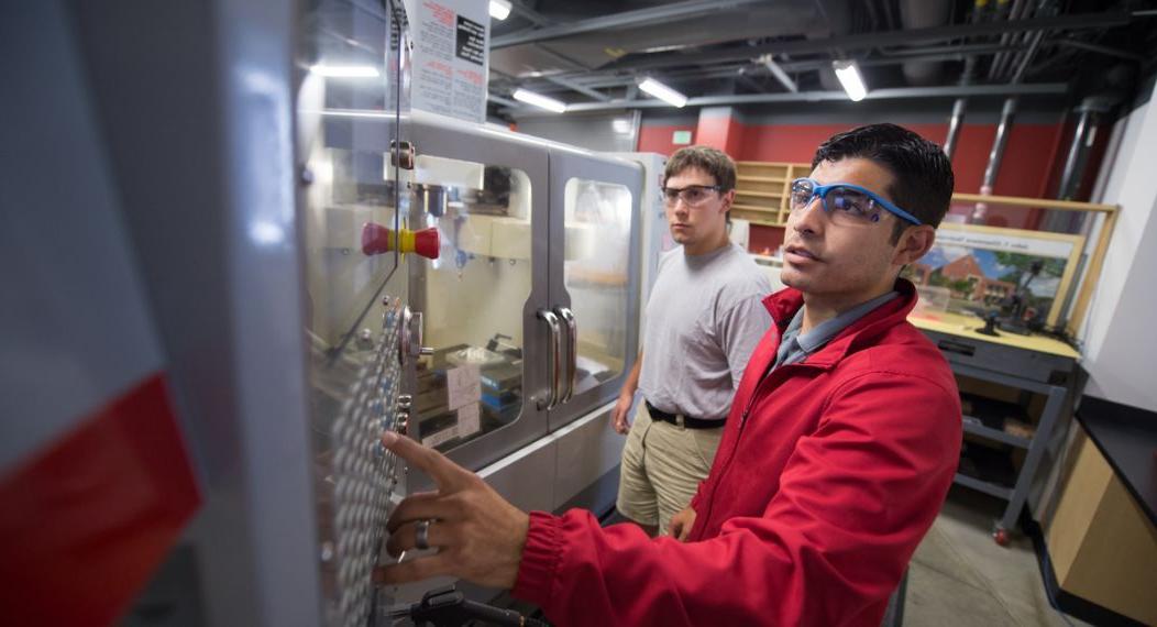 Students in a mechanical engineering lab. 